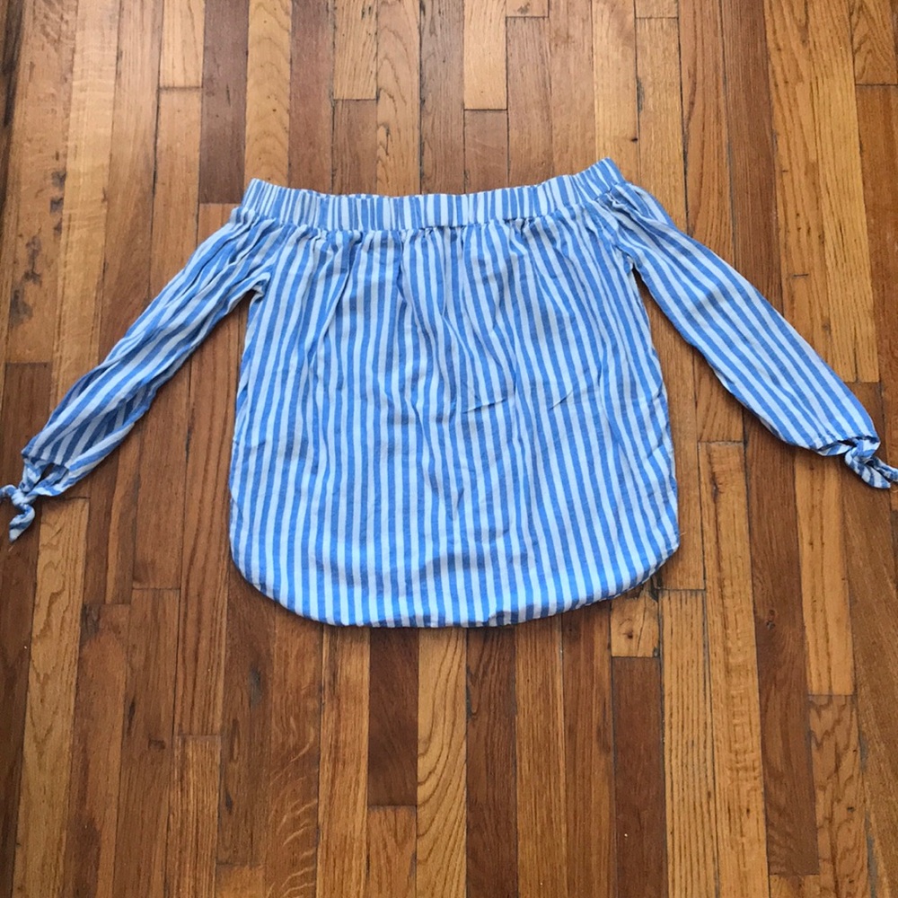 Old navy off the shoulder top